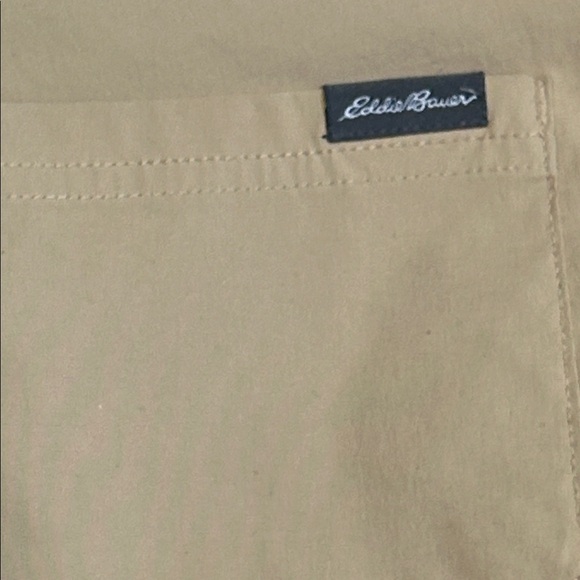 Eddie Bauer Khaki Shorts - Picture 7 of 8